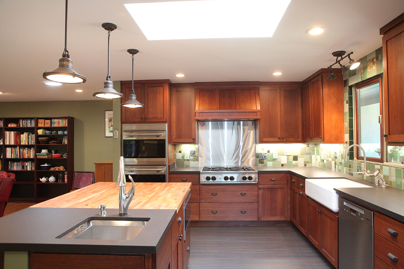 Sedillo_920Miller_Wolf_06192015_IMG_5262 image