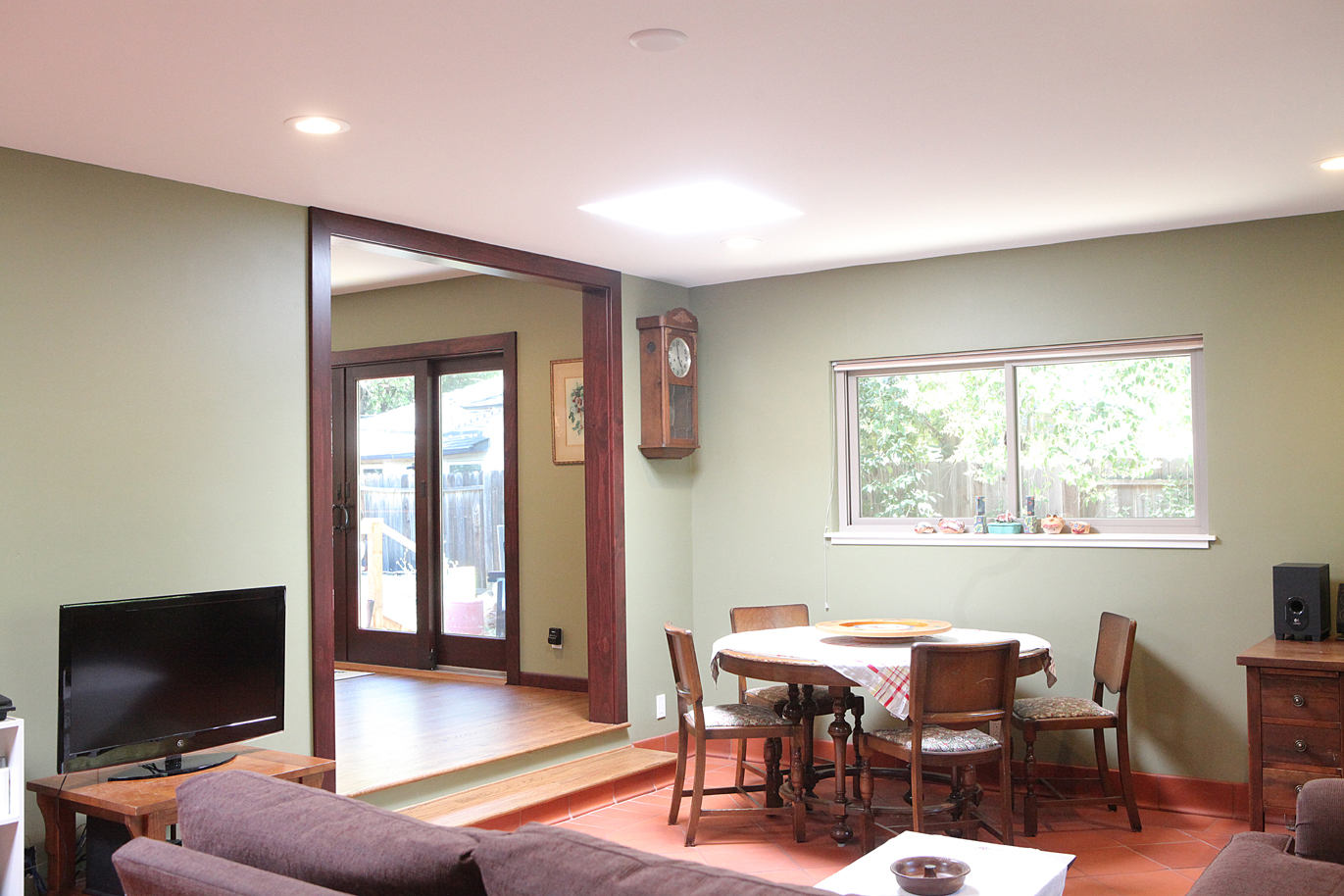 Sedillo_920Miller_Wolf_06192015_IMG_5296 image